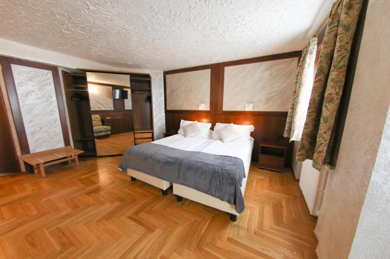 Hotel Sporting Breuil-Cervinia Exterior photo