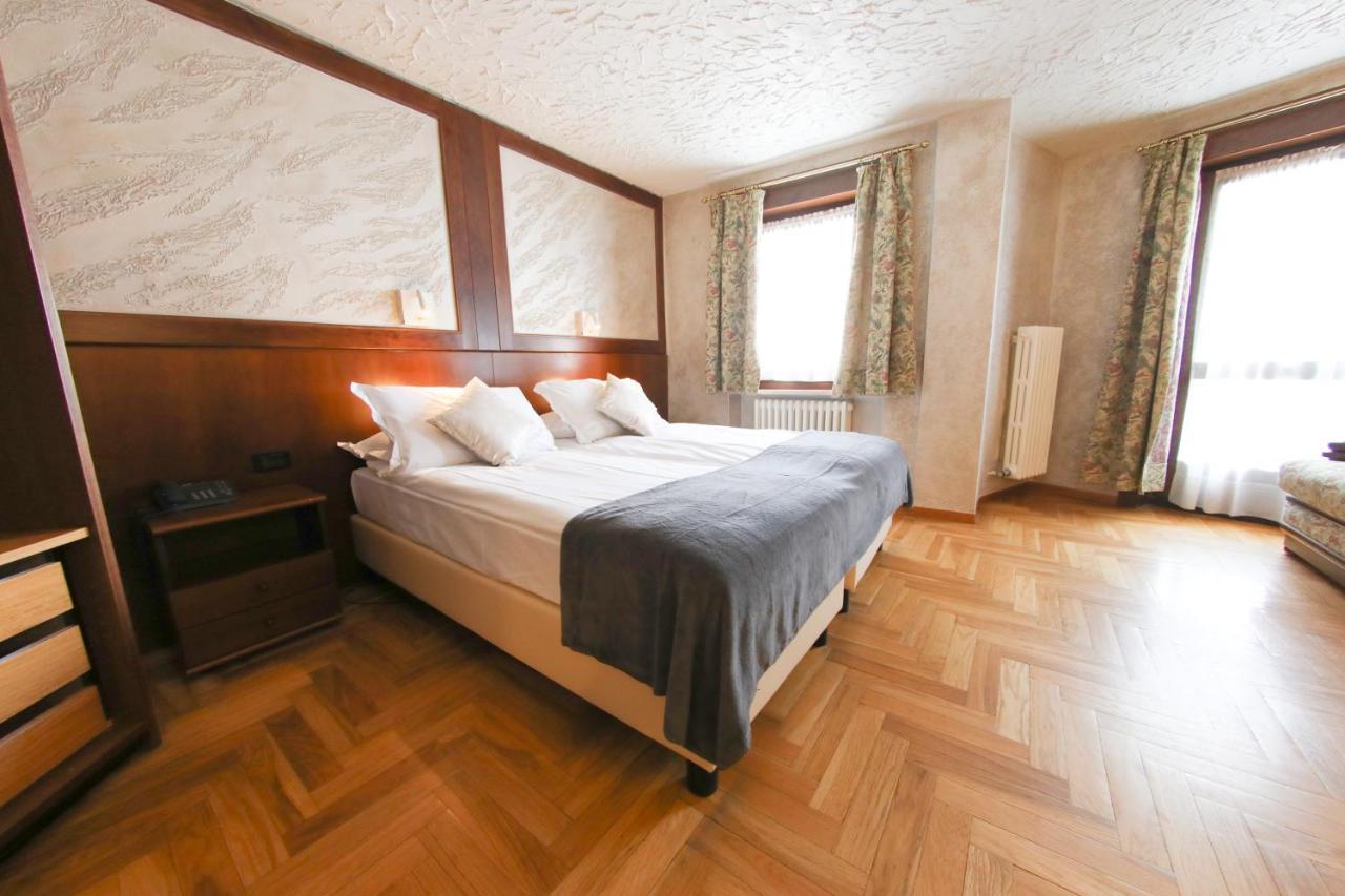 Hotel Sporting Breuil-Cervinia Exterior photo
