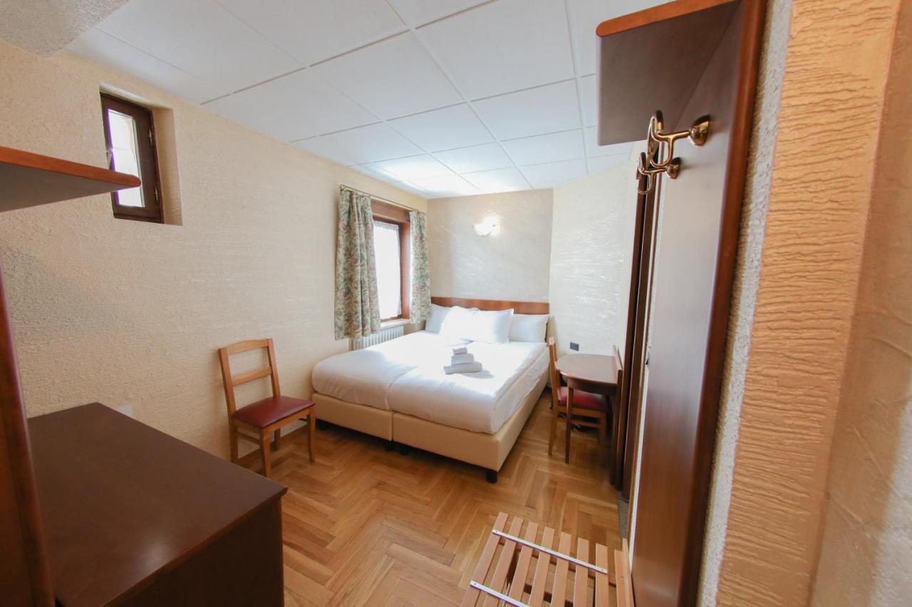 Hotel Sporting Breuil-Cervinia Exterior photo