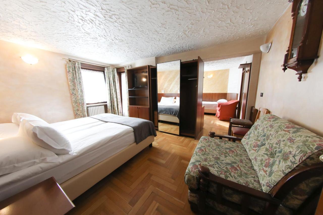 Hotel Sporting Breuil-Cervinia Exterior photo