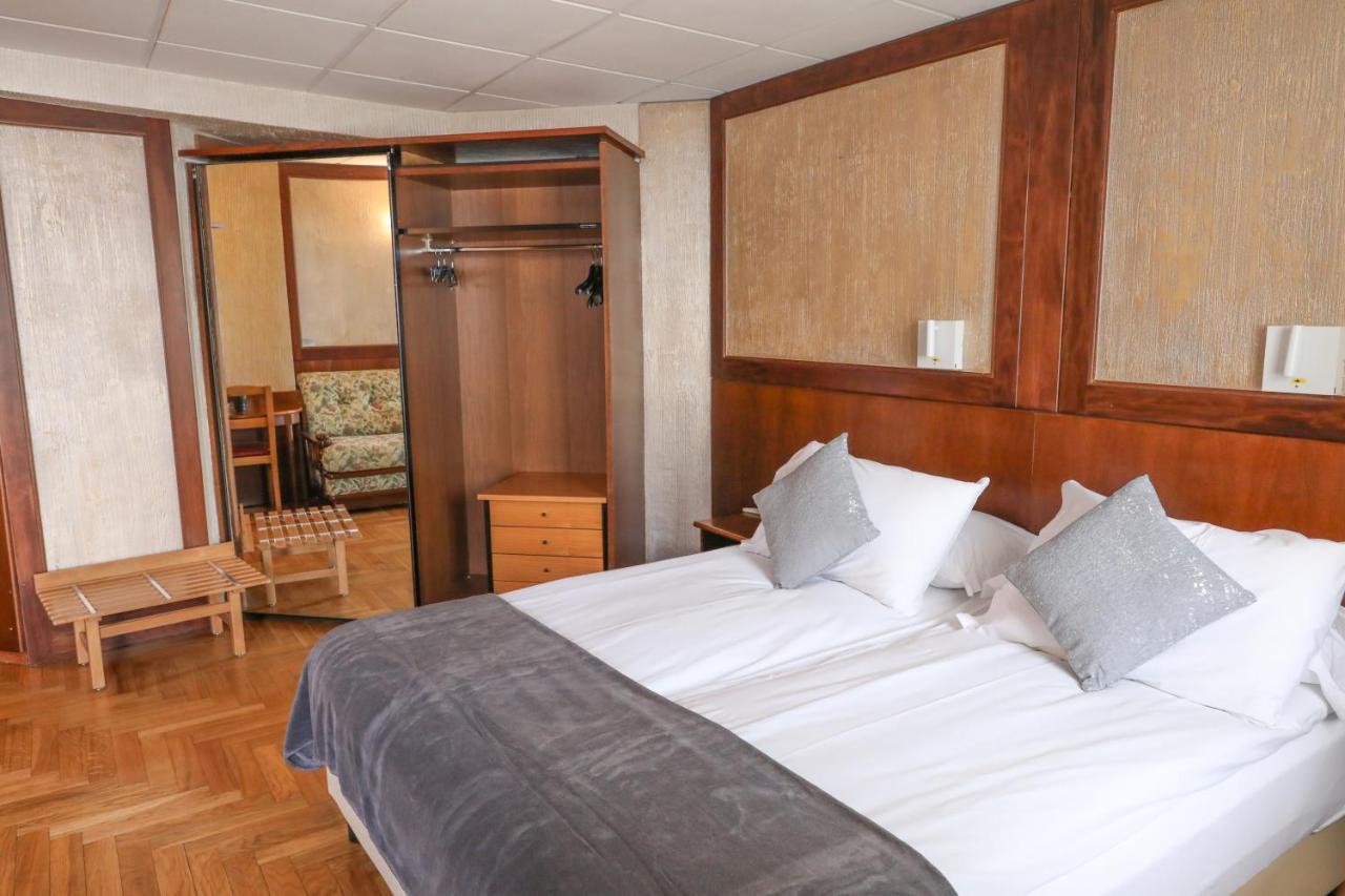 Hotel Sporting Breuil-Cervinia Exterior photo